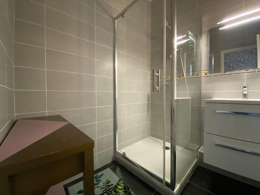L'Appartement Jebari - Esprit Loft Carcassonne Exterior photo